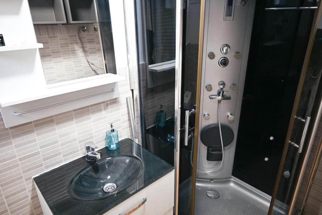Apartamento Agradable Apartamento Temporal De 1 Dormitorio En Madrid Pez30 Exterior foto