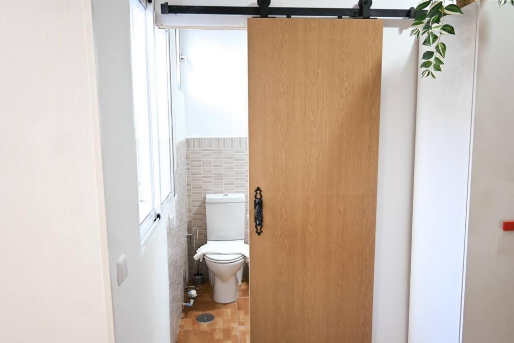 Apartamento Agradable Apartamento Temporal De 1 Dormitorio En Madrid Pez30 Exterior foto